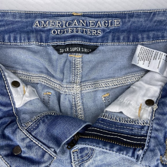 American Eagle Shorts Size 4 MIDI Super Stretch - Picture 4 of 11